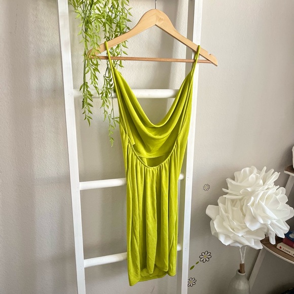 Lime Green Backless Plunging Neckline Mini Dress Large - Picture 3 of 9